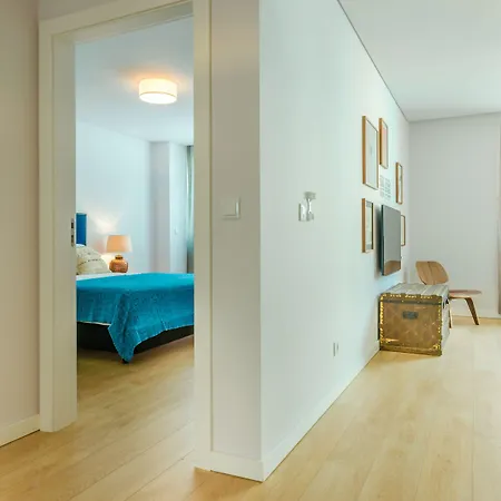 Lsa Liberdade By Numa Apartamento *