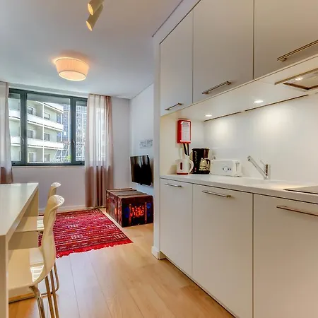 Serviced - Liberdade Apartman *