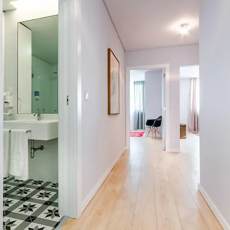 Lsa Liberdade By Numa * ליסבון